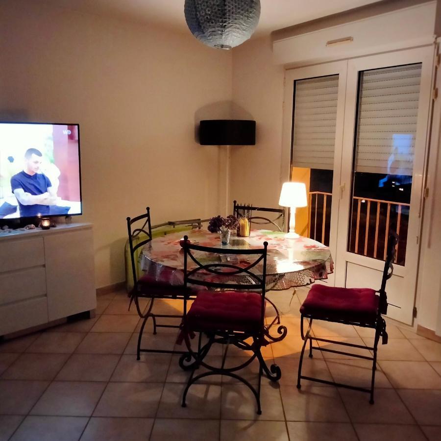 Petite Maison Pleine De Charme Au Treport..... Holiday home